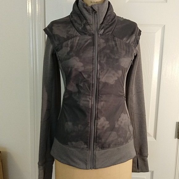 Lululemon Snug Sprinter Full Zip Jacket - Picture 3 of 9